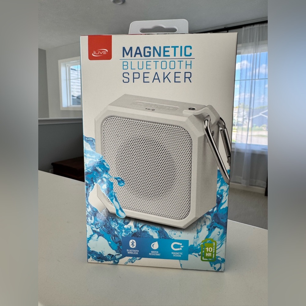 BRAND NEW iLive Magnetic Bluetooth Speaker - White